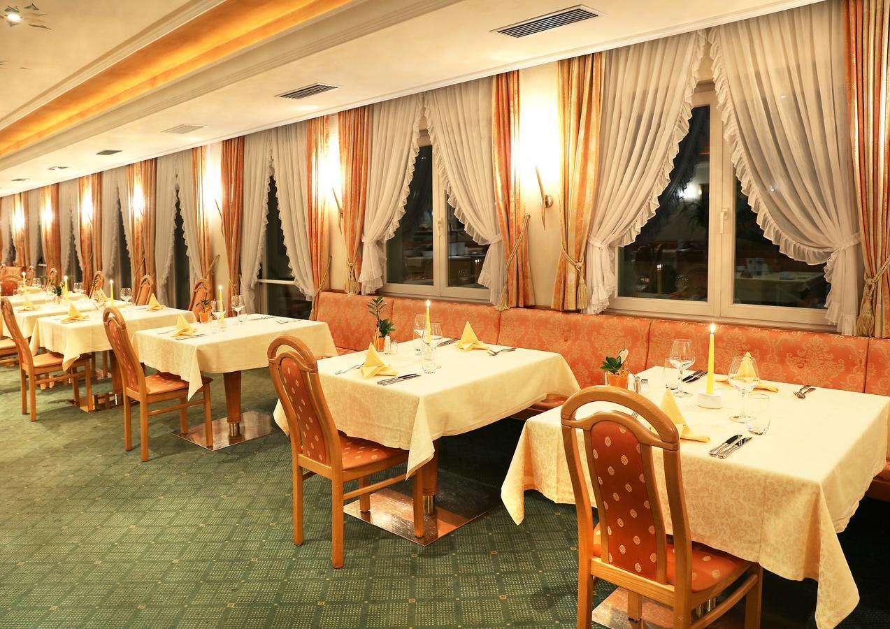 Hotel Maria Theresia Silandro Zewnętrze zdjęcie