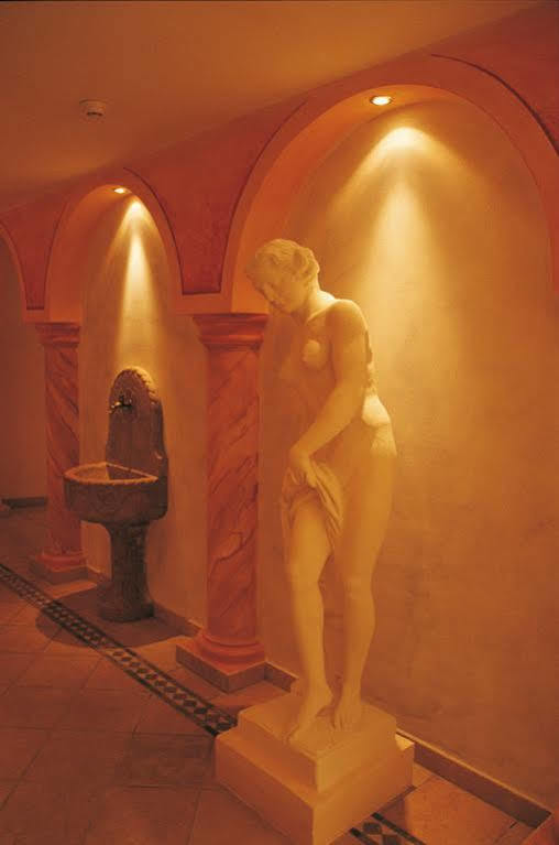 Hotel Maria Theresia Silandro Zewnętrze zdjęcie